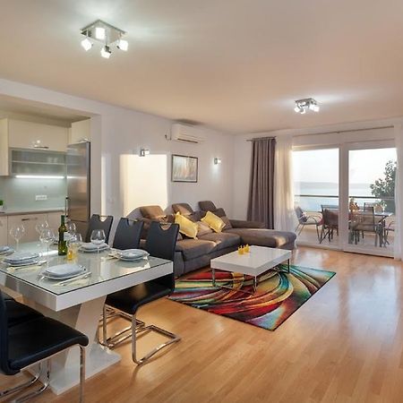 Apartman Malu มาคาร์สกา ภายนอก รูปภาพ