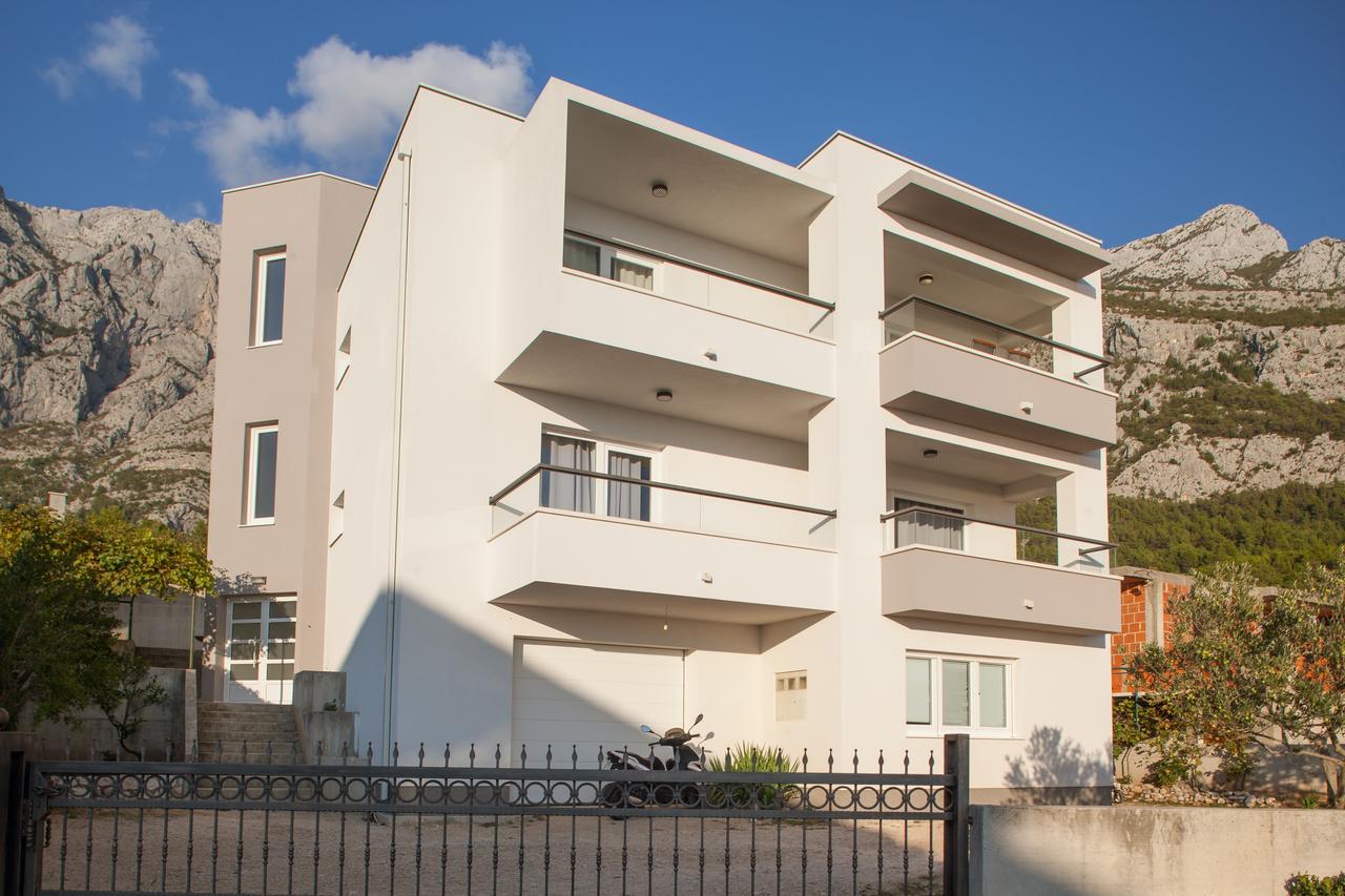 Apartman Malu มาคาร์สกา ภายนอก รูปภาพ